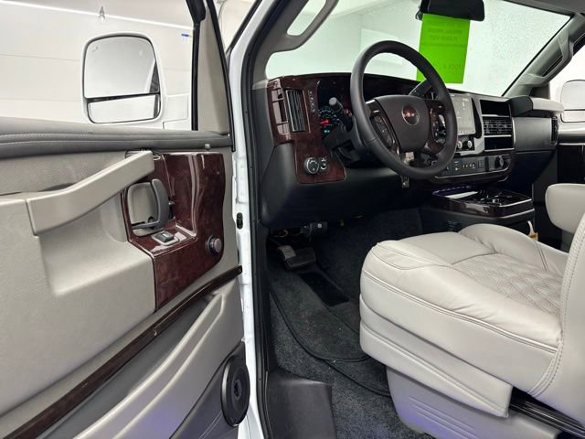 New 2026 GMC Savana 2500 image 16
