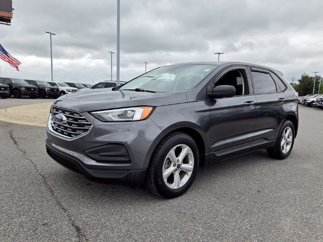 Used 2020 Ford Edge SE FWD image 3