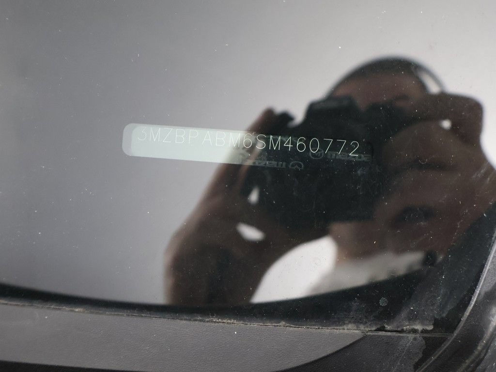 Used 2025 MAZDA MAZDA3 s FWD image 46