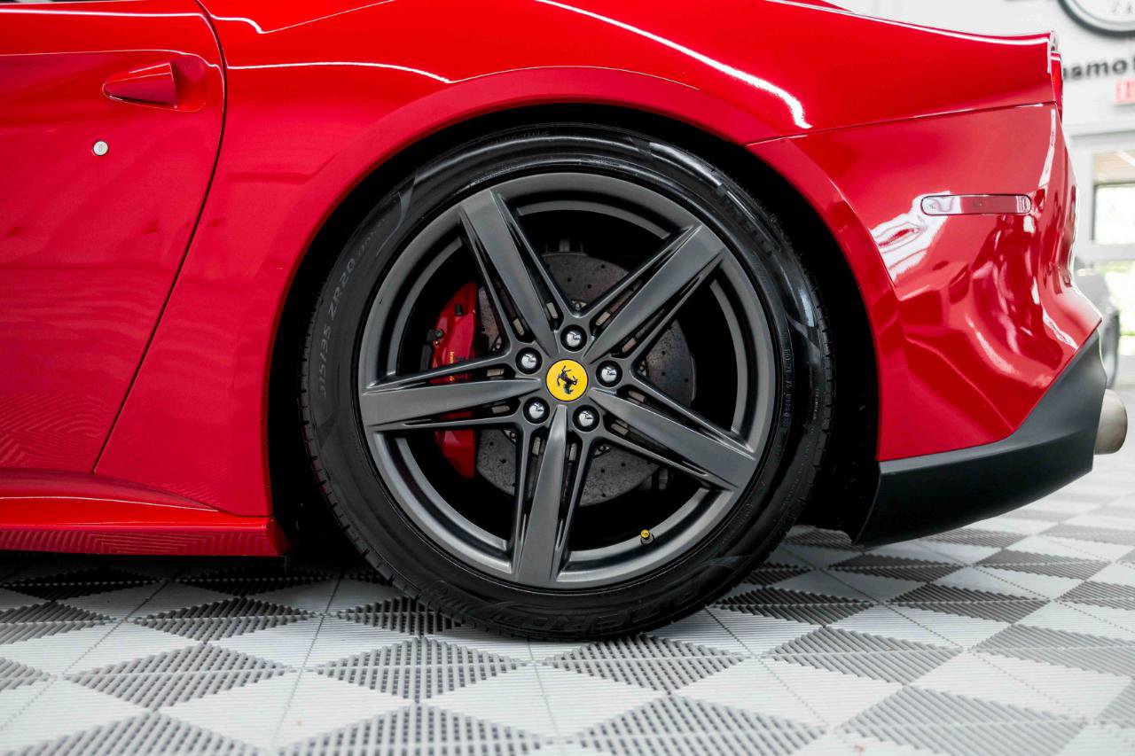 Used 2014 Ferrari F12 Berlinetta image 47