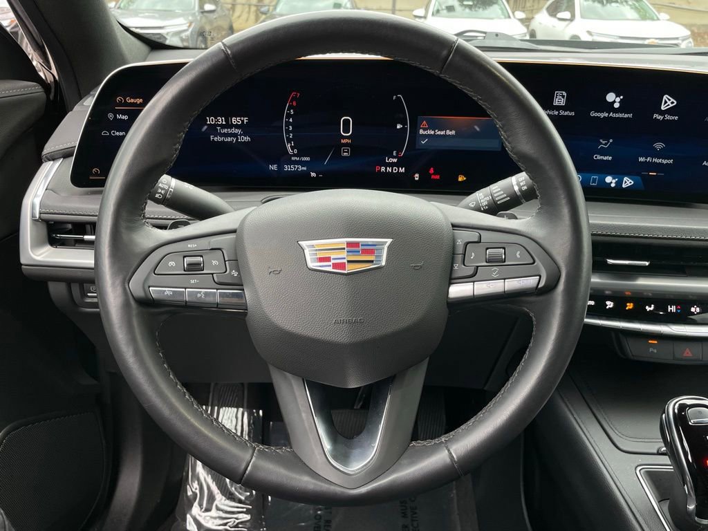 Used 2024 Cadillac XT4 Premium Luxury image 15