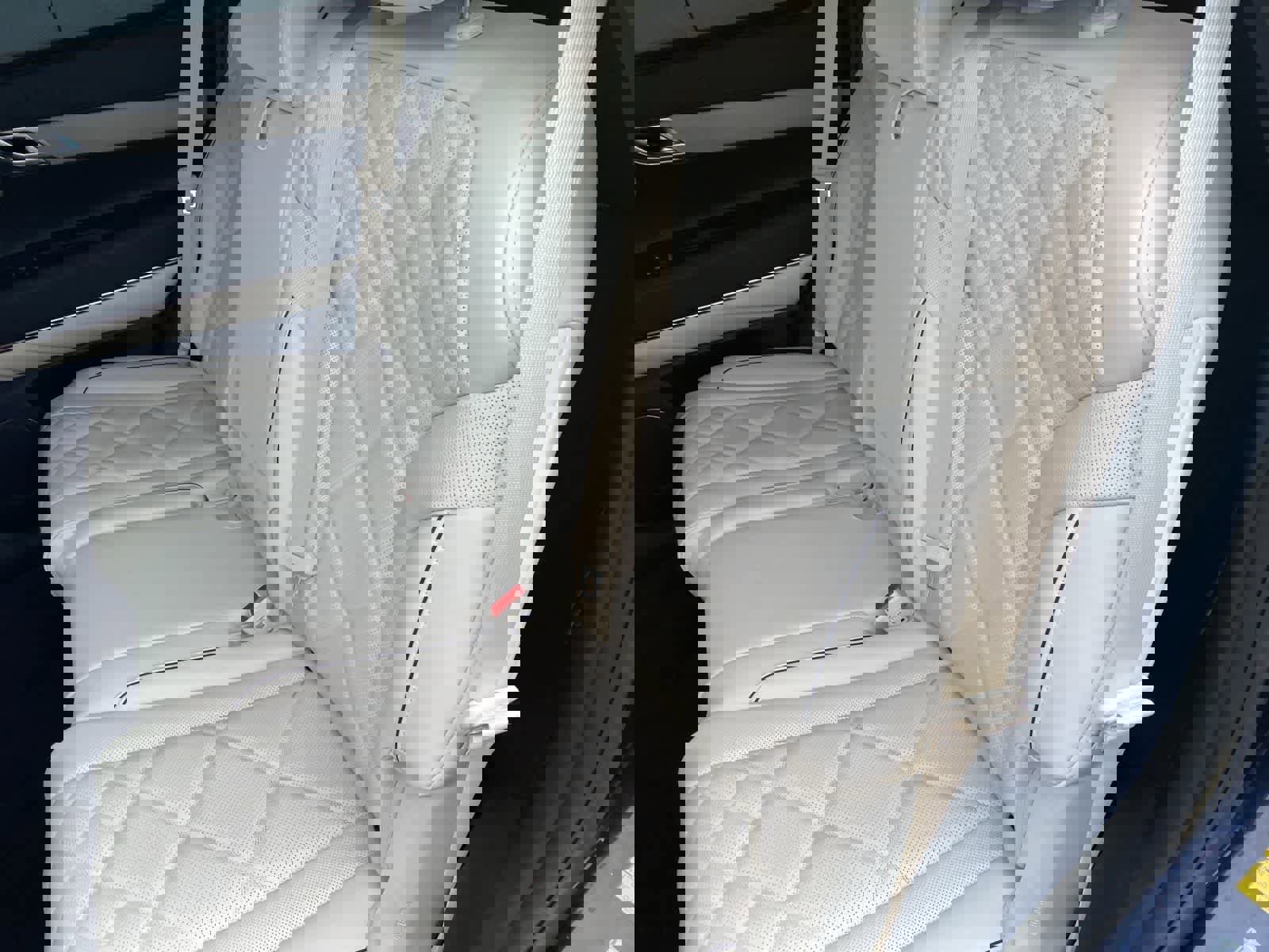 Used 2025 Genesis GV80 3.5T Prestige image 13