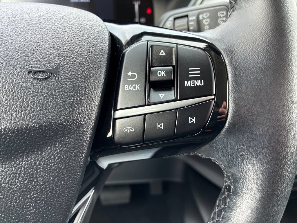 Used 2023 Ford Escape Active AWD/4WD image 24