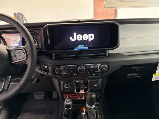 New 2025 Jeep Wrangler Willys AWD/4WD image 28