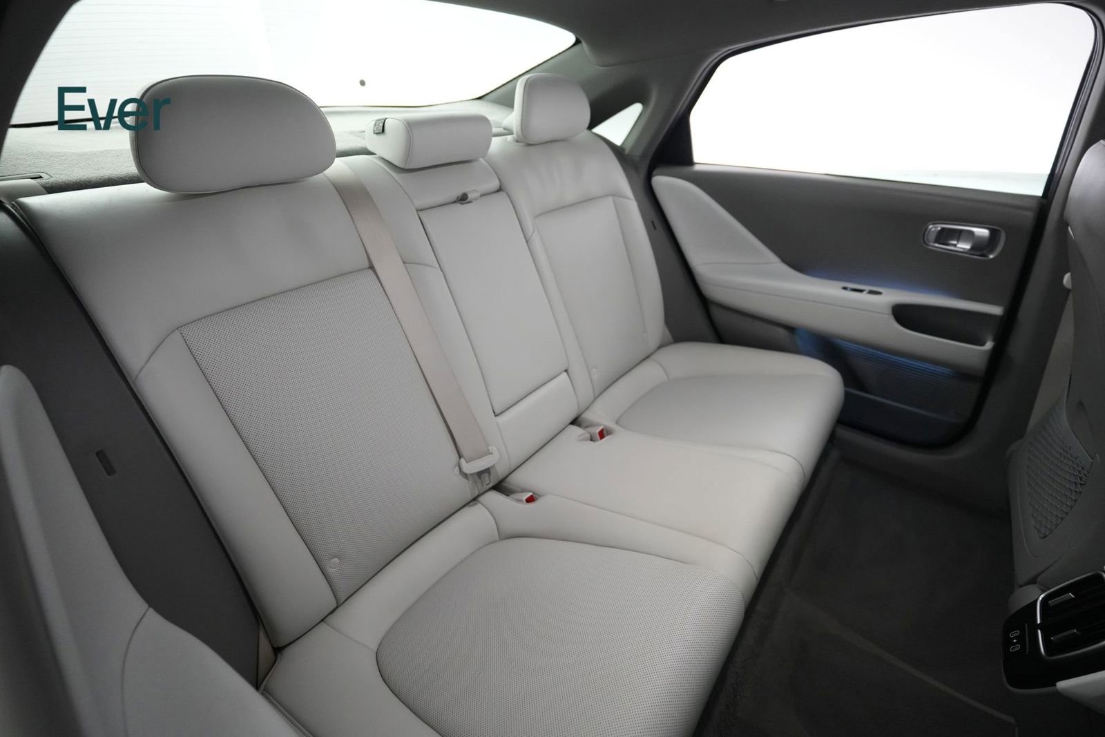 Used 2024 Hyundai Ioniq 6 SEL RWD image 5