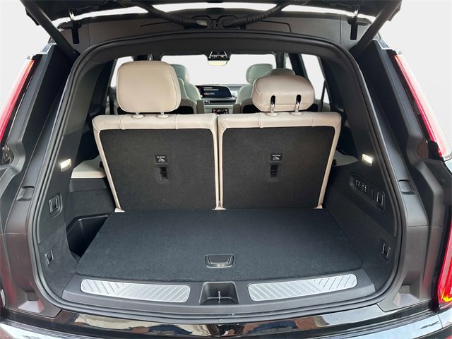 New 2026 Cadillac Vistiq Sport image 8