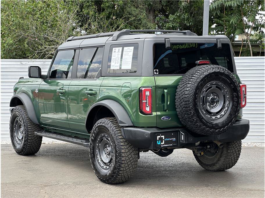 Used 2024 Ford Bronco Outer Banks AWD/4WD image 12