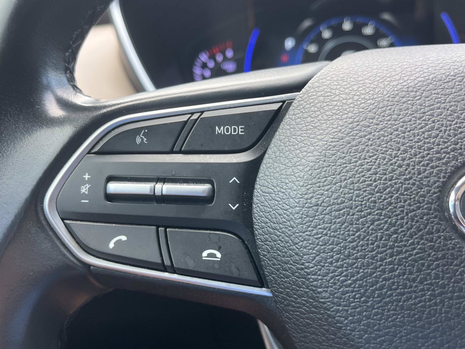 Used 2020 Hyundai Santa Fe SEL w/ Convenience Package FWD image 31