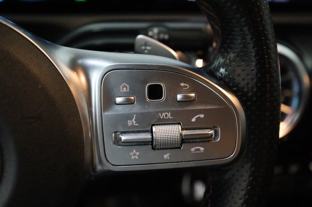 Used 2022 Mercedes-Benz A 220 w/ AMG Line image 11