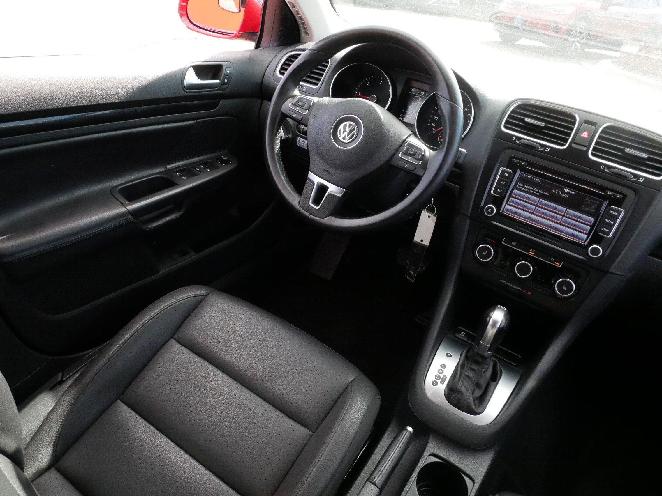 Used 2013 Volkswagen Jetta TDI image 9
