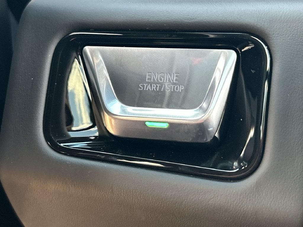 New 2026 GMC Yukon AT4 Ultimate AWD/4WD image 17