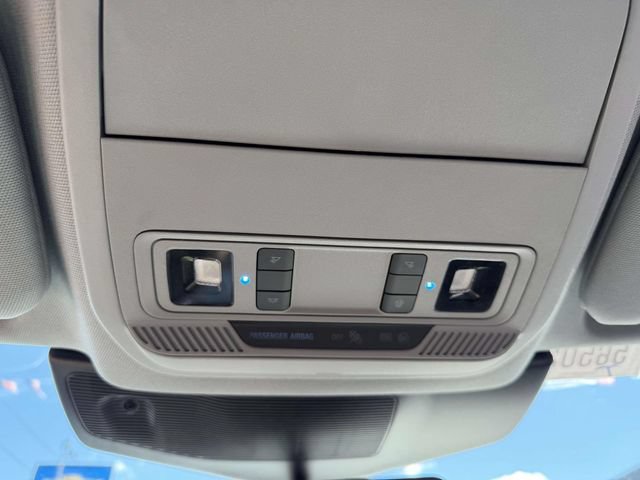 Used 2022 Ford Explorer XLT w/ Equipment Group 202A AWD/4WD image 29