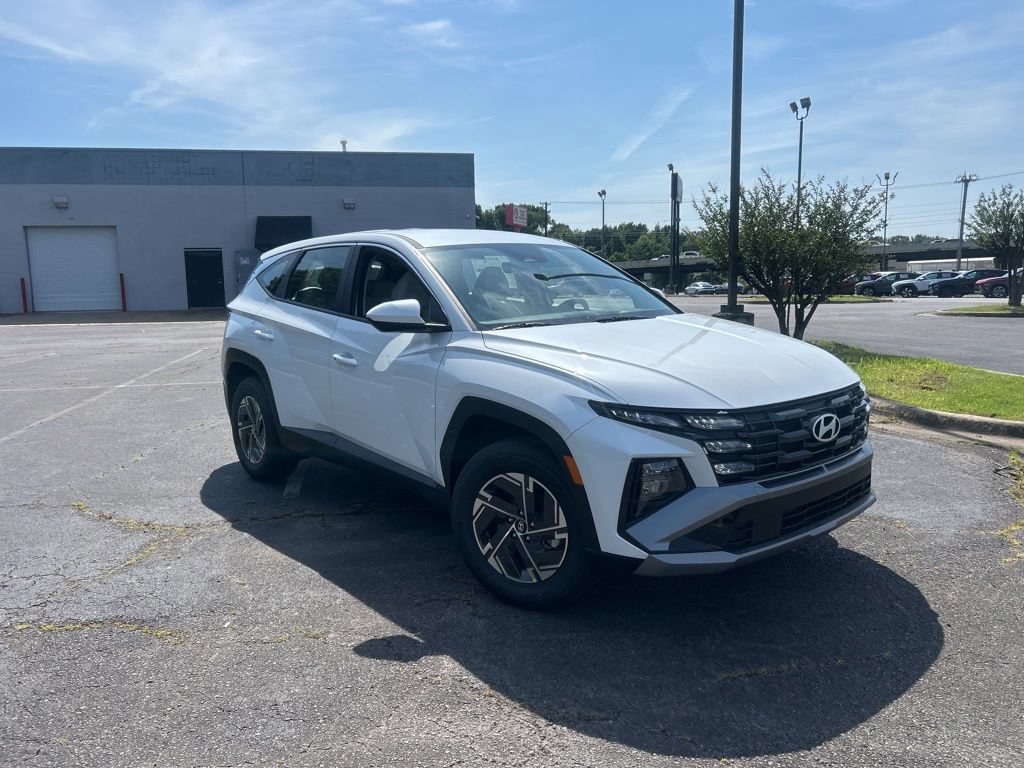 New 2026 Hyundai Tucson Blue SE AWD/4WD image 2