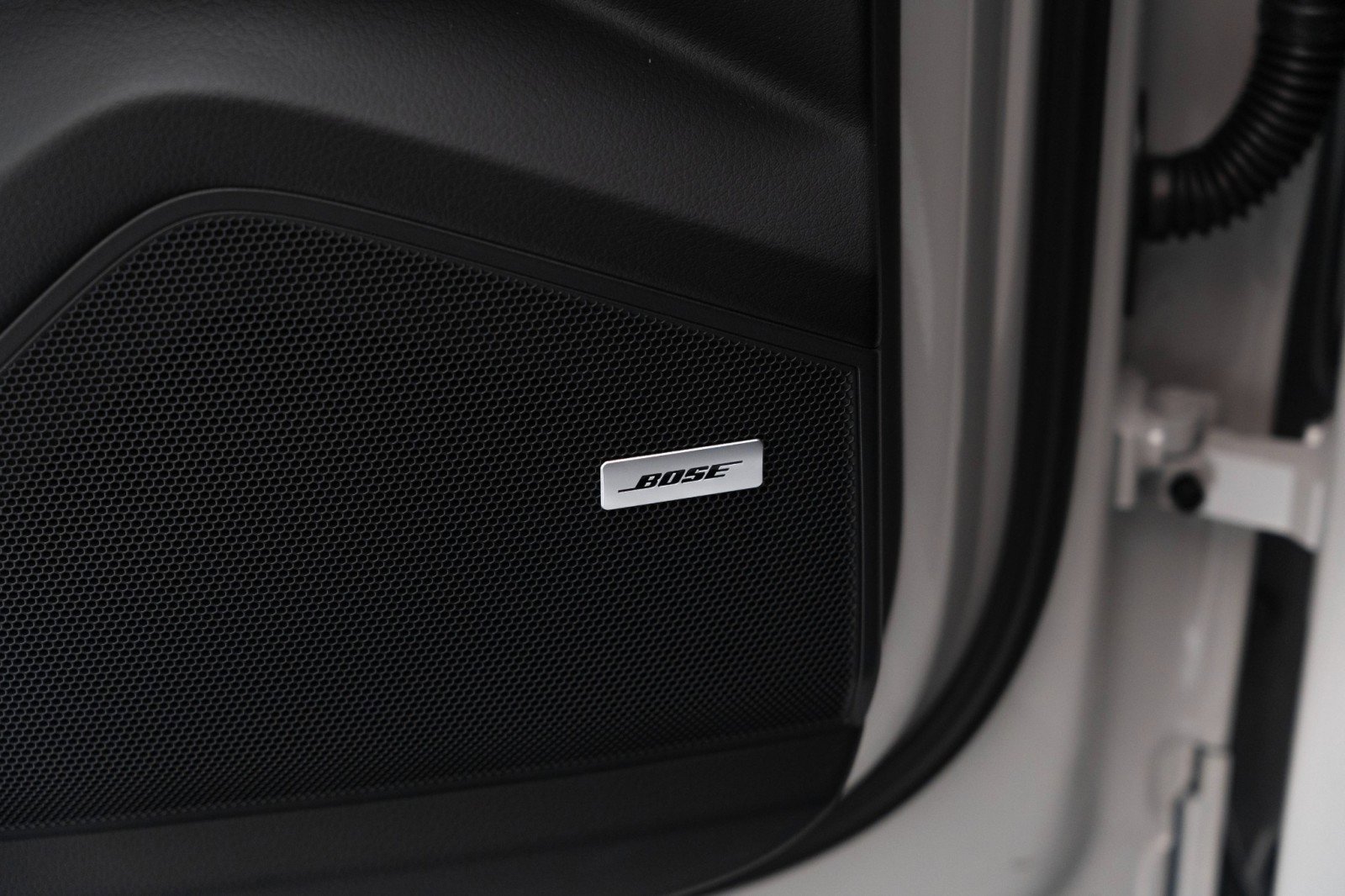 New 2025 Porsche Cayenne image 23