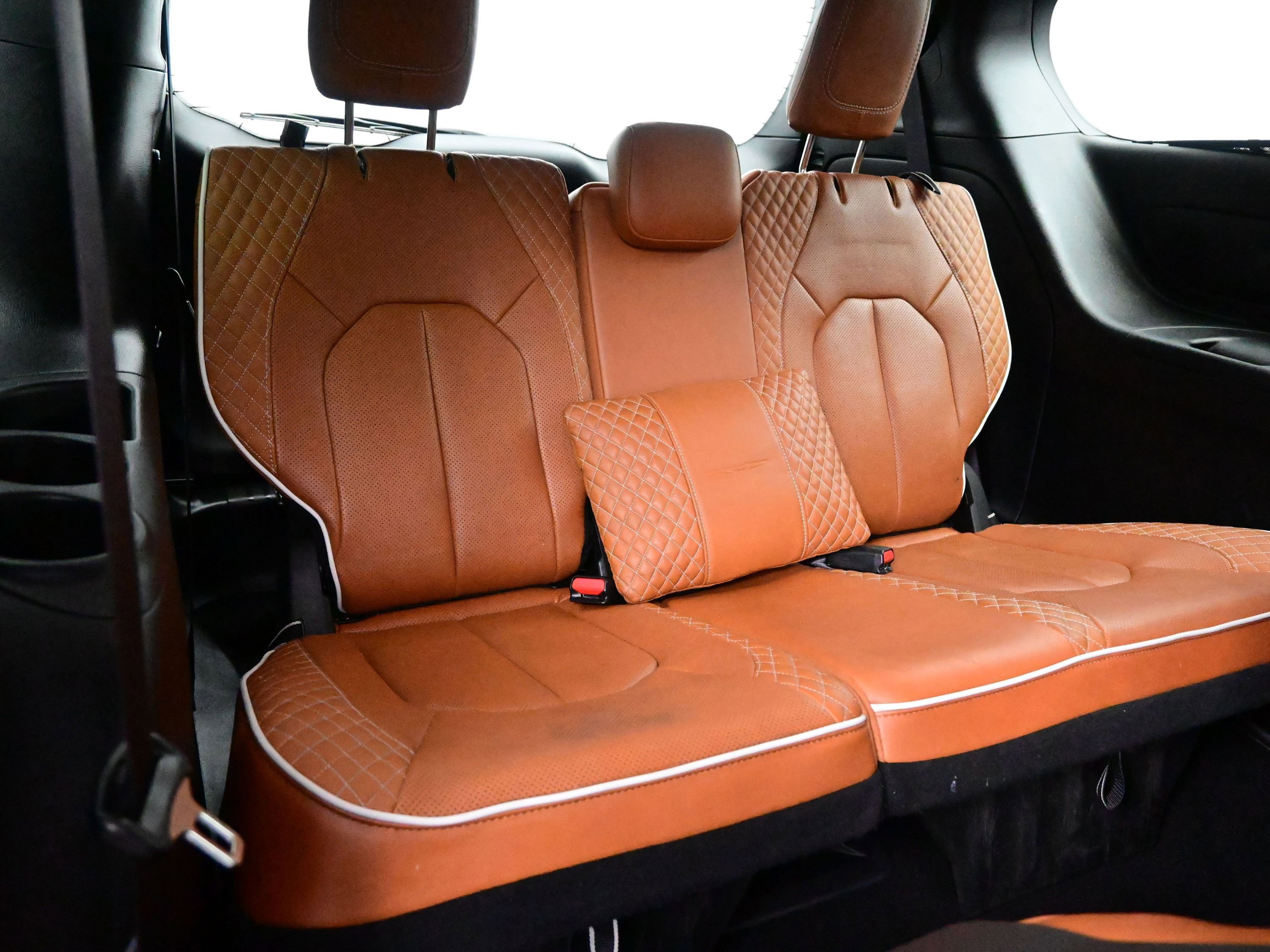 Used 2024 Chrysler Pacifica Pinnacle image 17