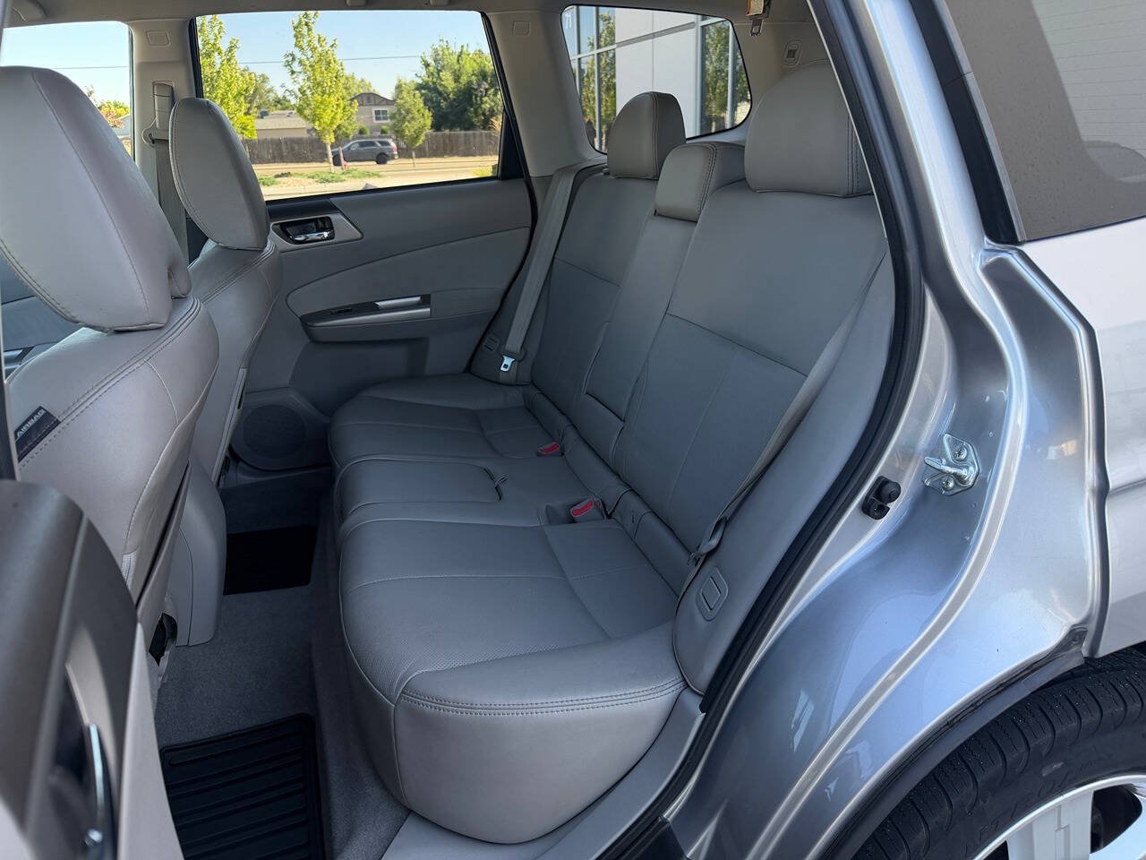 Used 2009 Subaru Forester 2.5X Limited AWD/4WD image 19