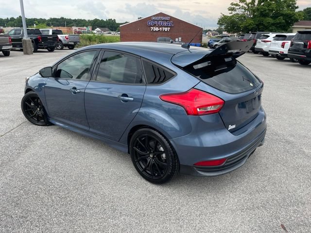 Used 2018 Ford Focus ST FWD image 6