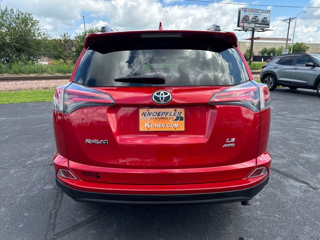 Used 2016 Toyota RAV4 LE AWD/4WD image 4