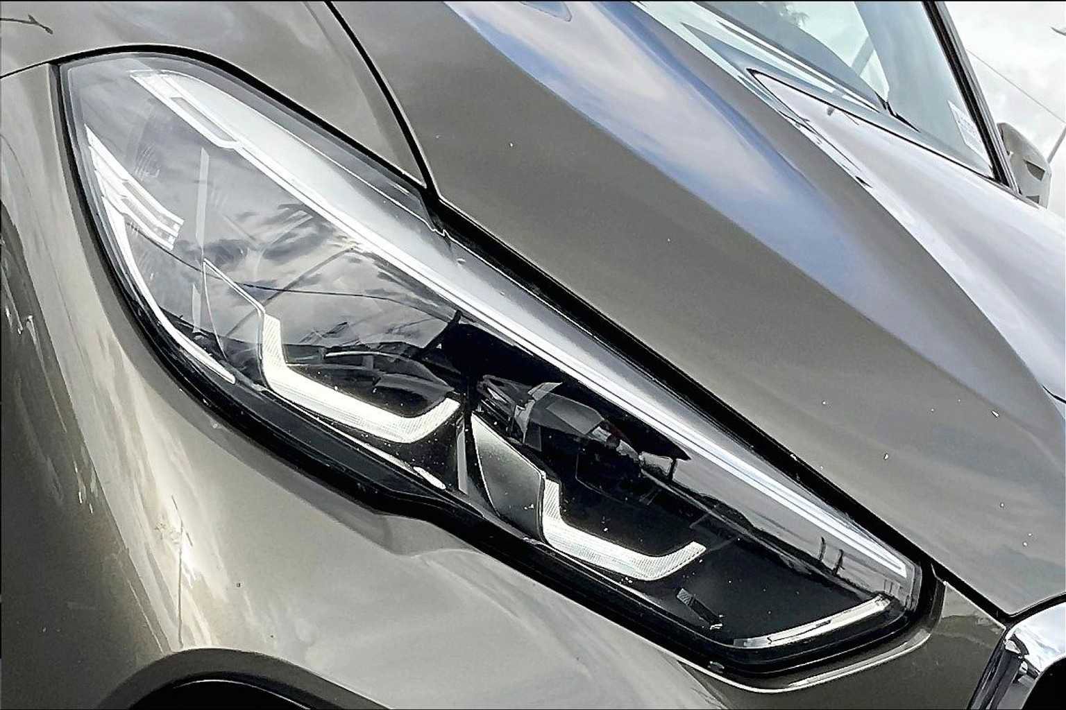 Used 2022 BMW X5 xDrive40i w/ M Sport Package image 31