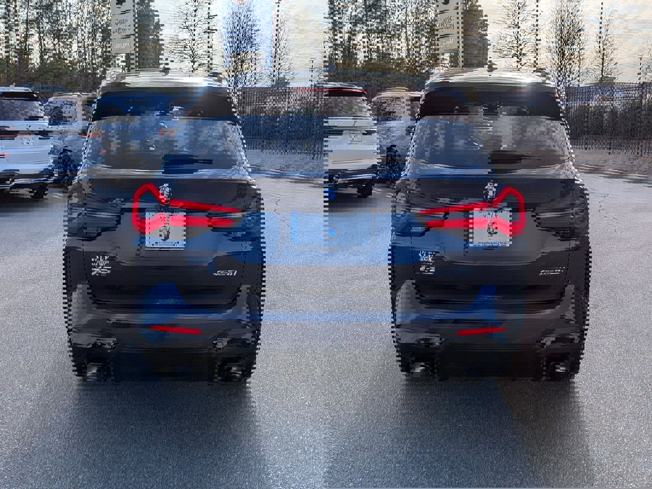 Used 2023 BMW X3 xDrive30i w/ M Sport Package image 4