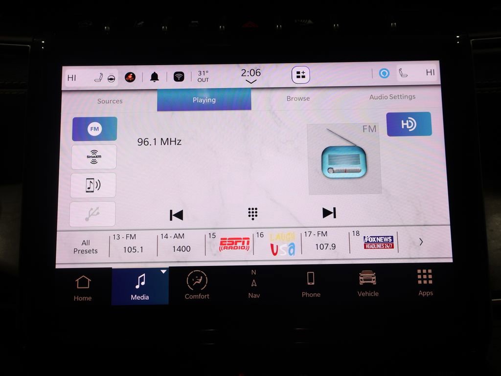 Used 2023 Jeep Grand Cherokee L Limited w/ Luxury Tech Group II image 32