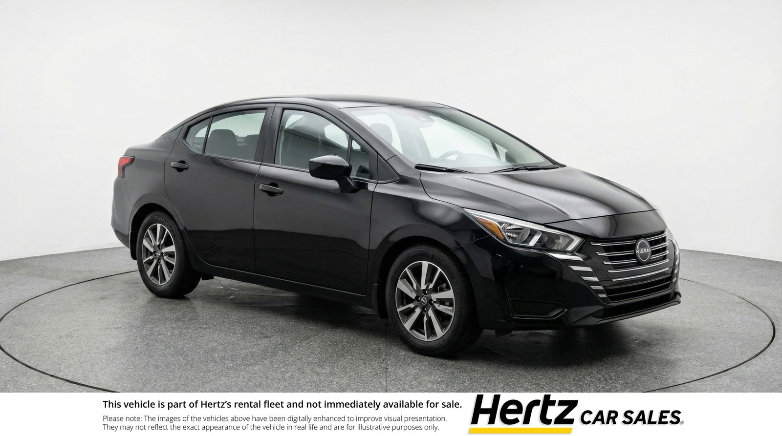 Used 2025 Nissan Versa SV image 1