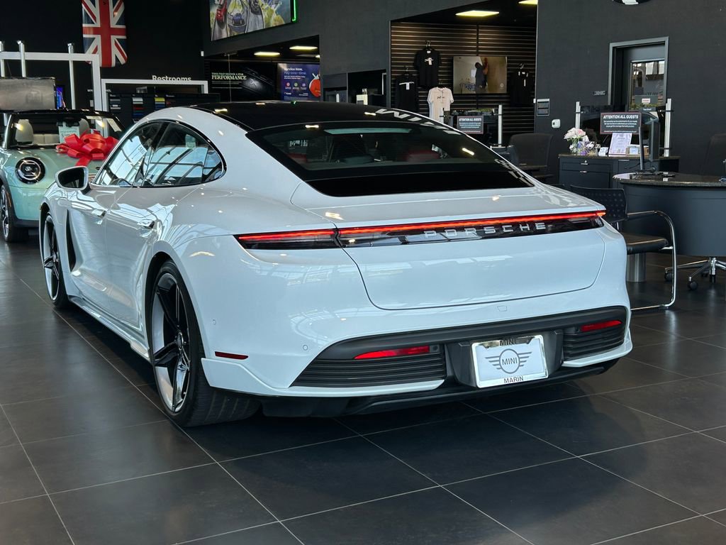 Used 2020 Porsche Taycan 4S image 3