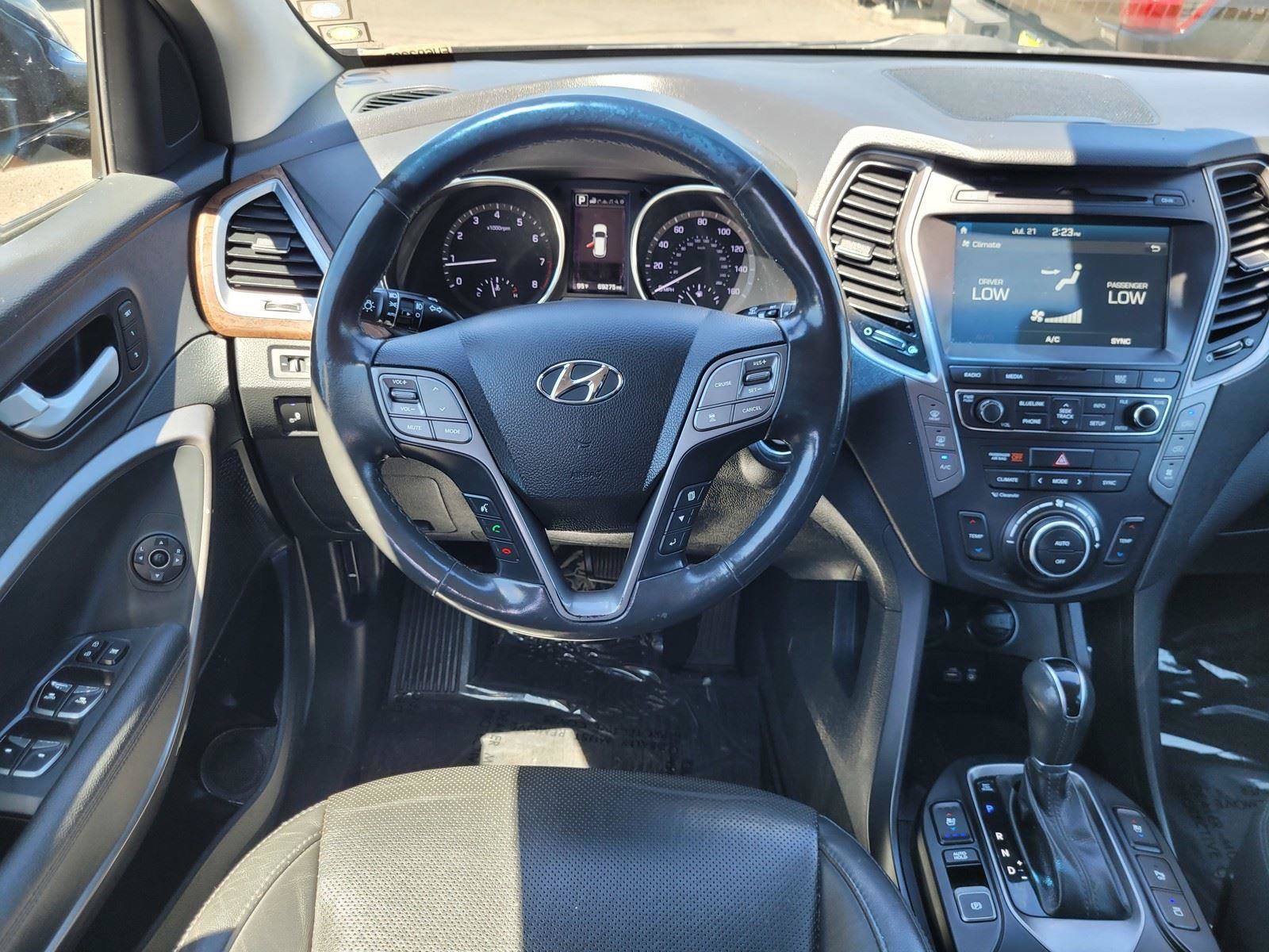 Used 2017 Hyundai Santa Fe Limited FWD image 19