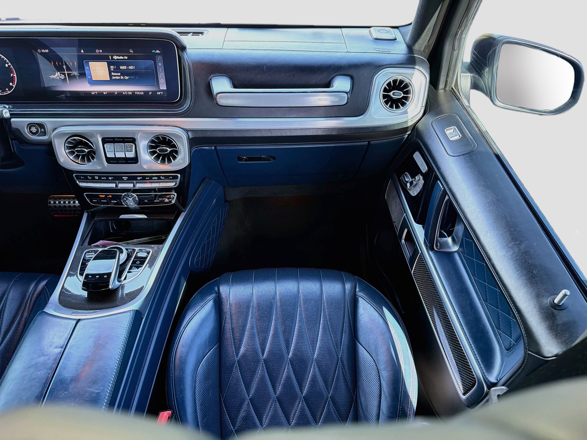 Used 2022 Mercedes-Benz G 550 image 17