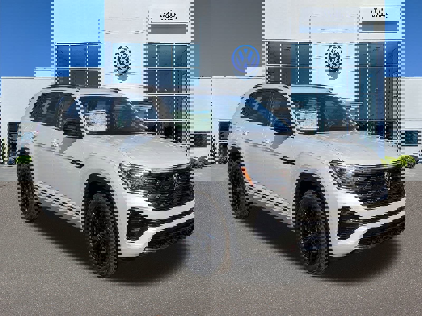 New 2026 Volkswagen Atlas Cross Sport SEL R-Line image 1