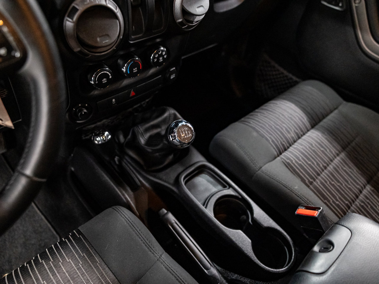 Used 2012 Jeep Wrangler Sport image 33