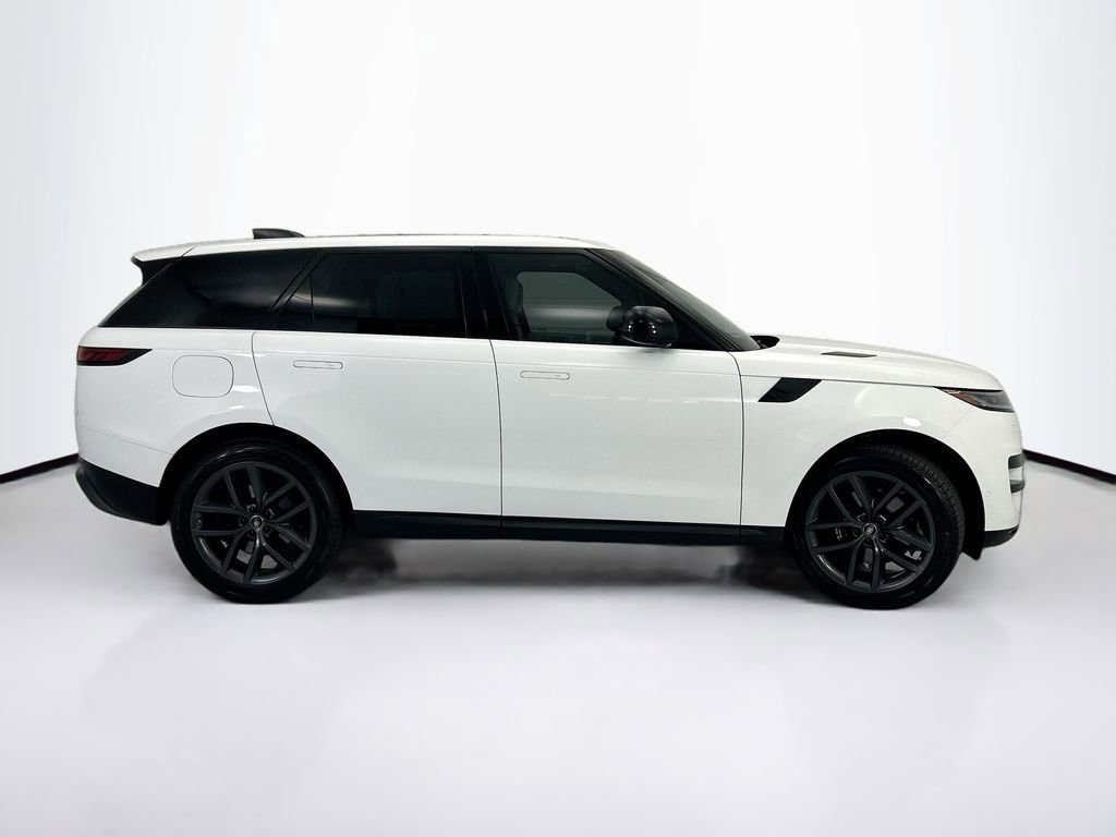 Certified 2024 Land Rover Range Rover Sport SE image 4