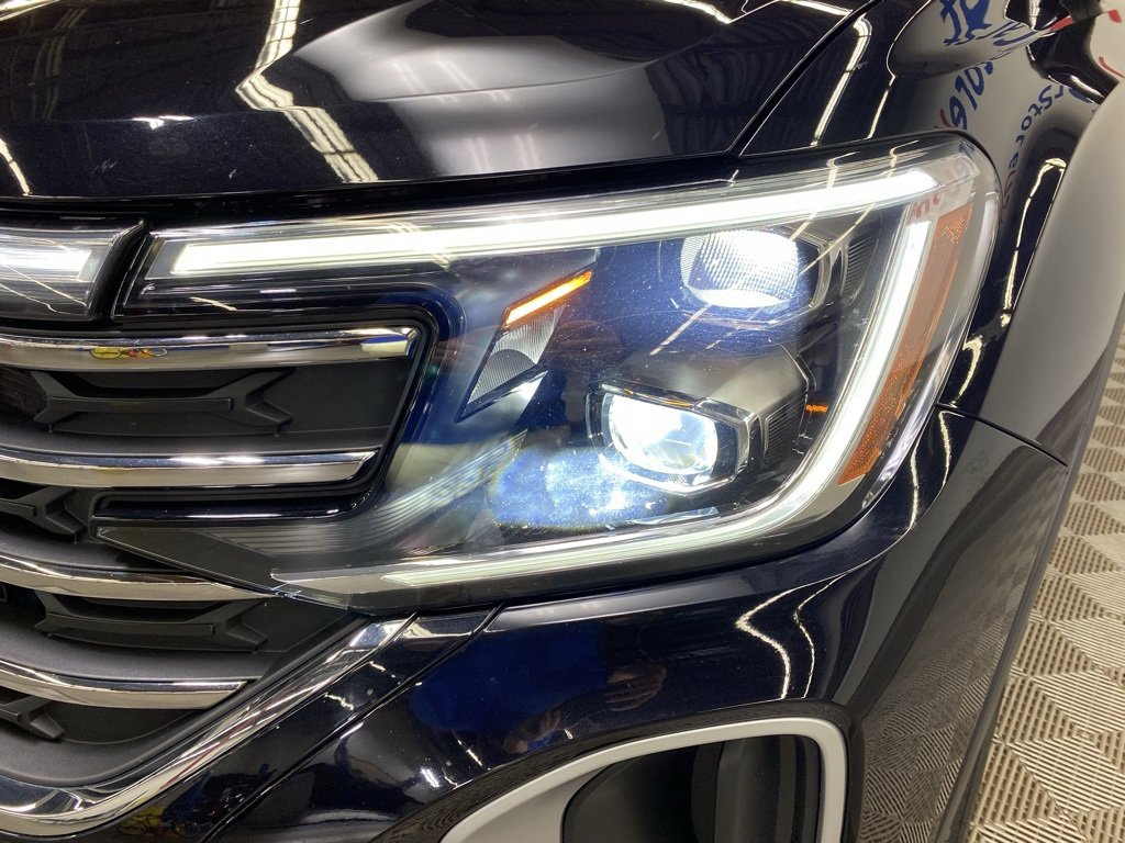 Used 2024 Volkswagen Atlas SE image 5