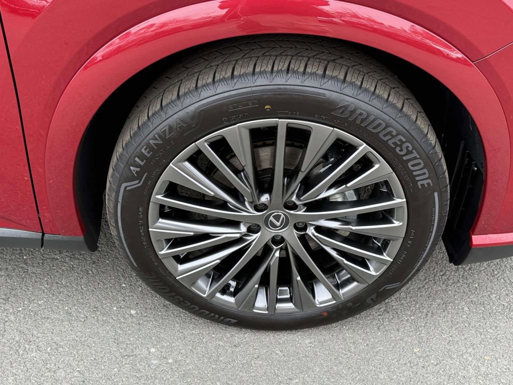 Used 2025 Lexus RX 450h Luxury image 7