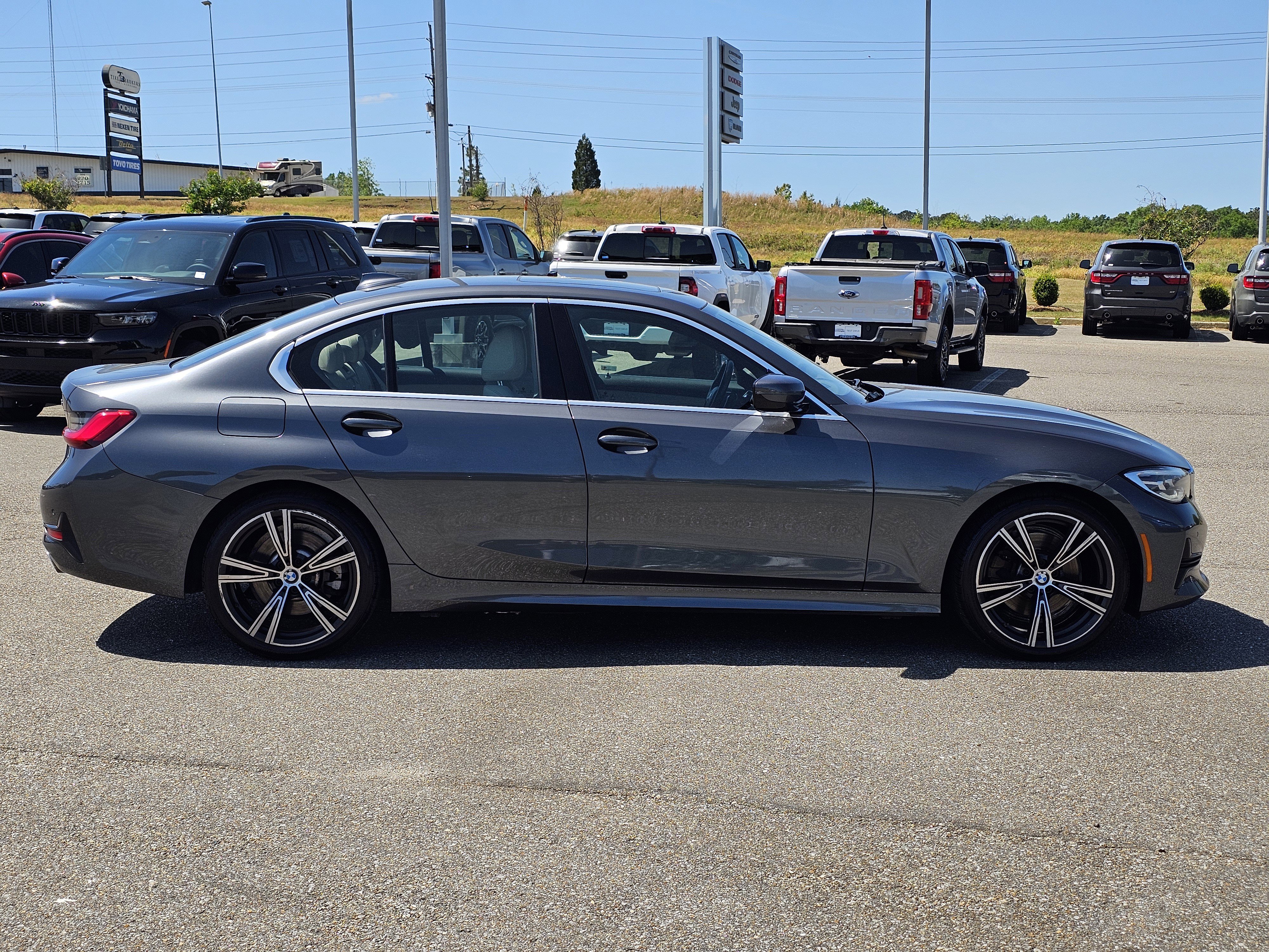 Used 2021 BMW 330e w/ Convenience Package image 7