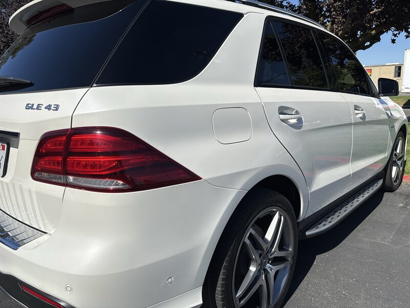 Used 2018 Mercedes-Benz GLE 43 AMG 4MATIC image 12