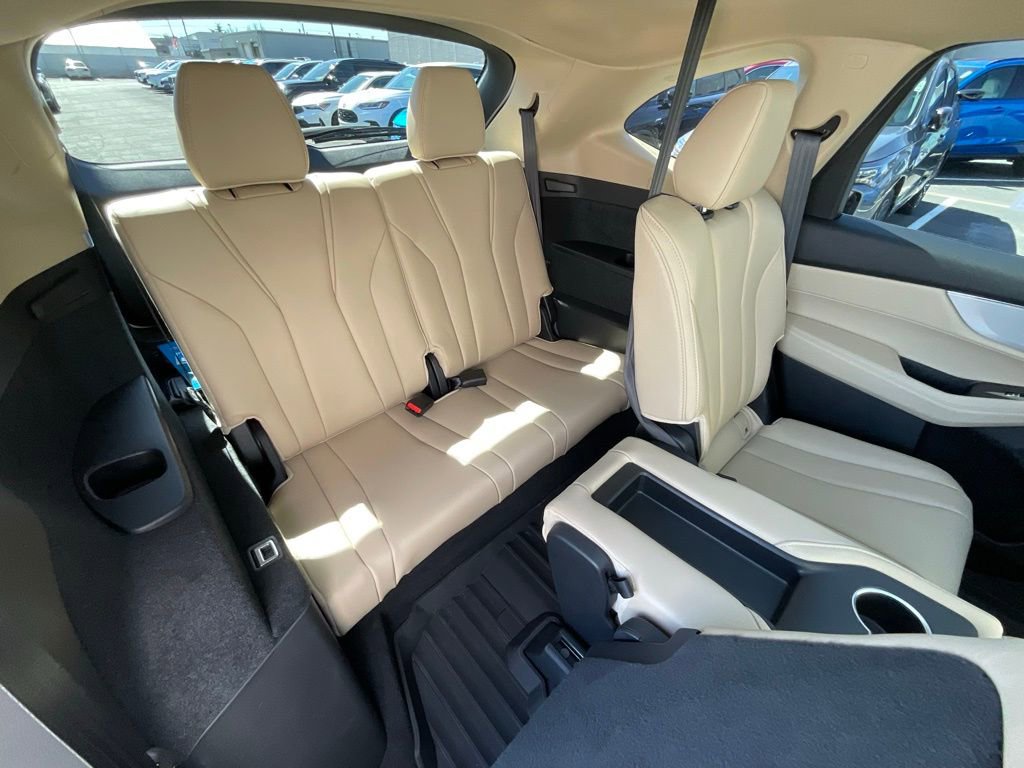 Certified 2026 Acura MDX SH-AWD image 24