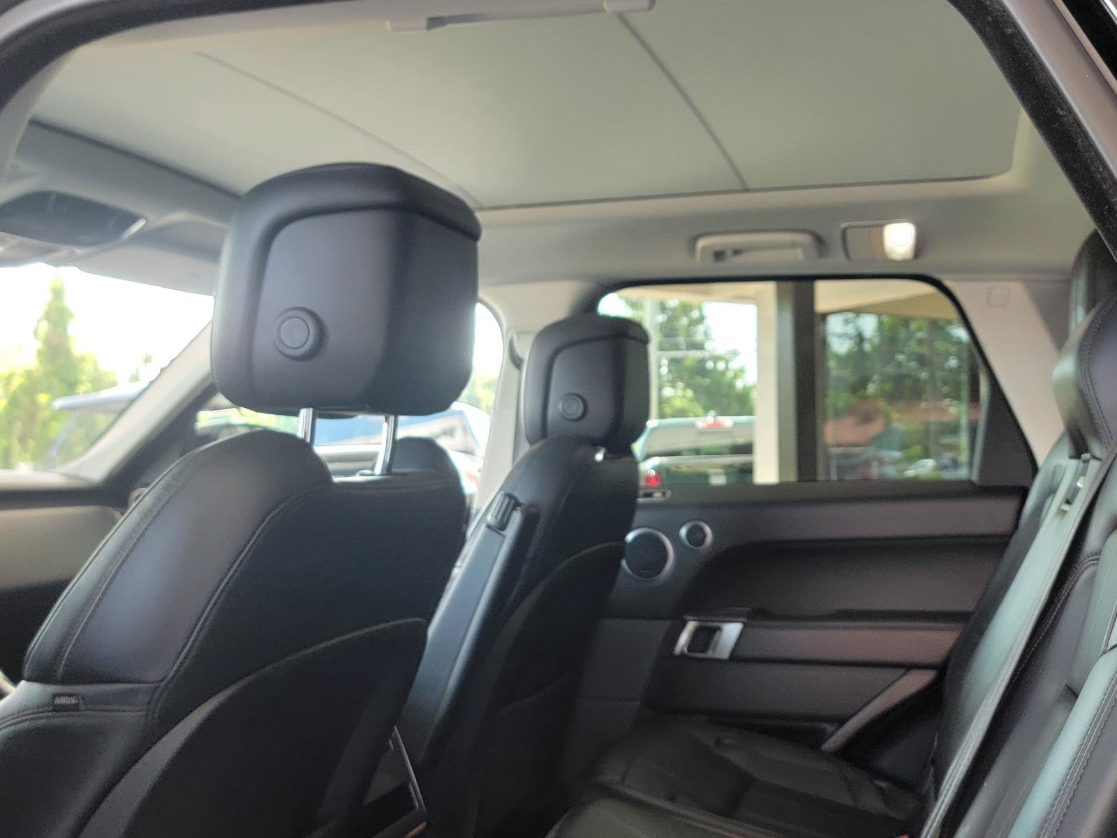 Used 2020 Land Rover Range Rover Sport HSE AWD/4WD image 11