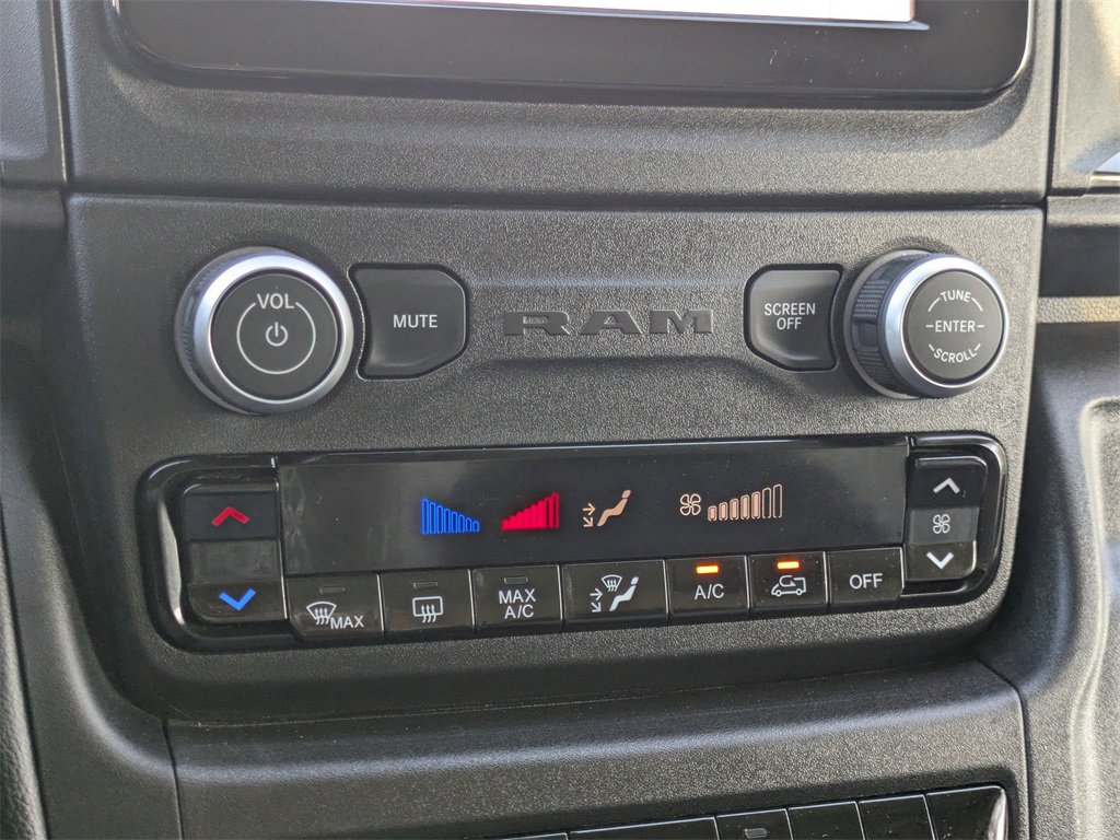 Used 2022 RAM ProMaster 2500 w/ Convenience Group image 21