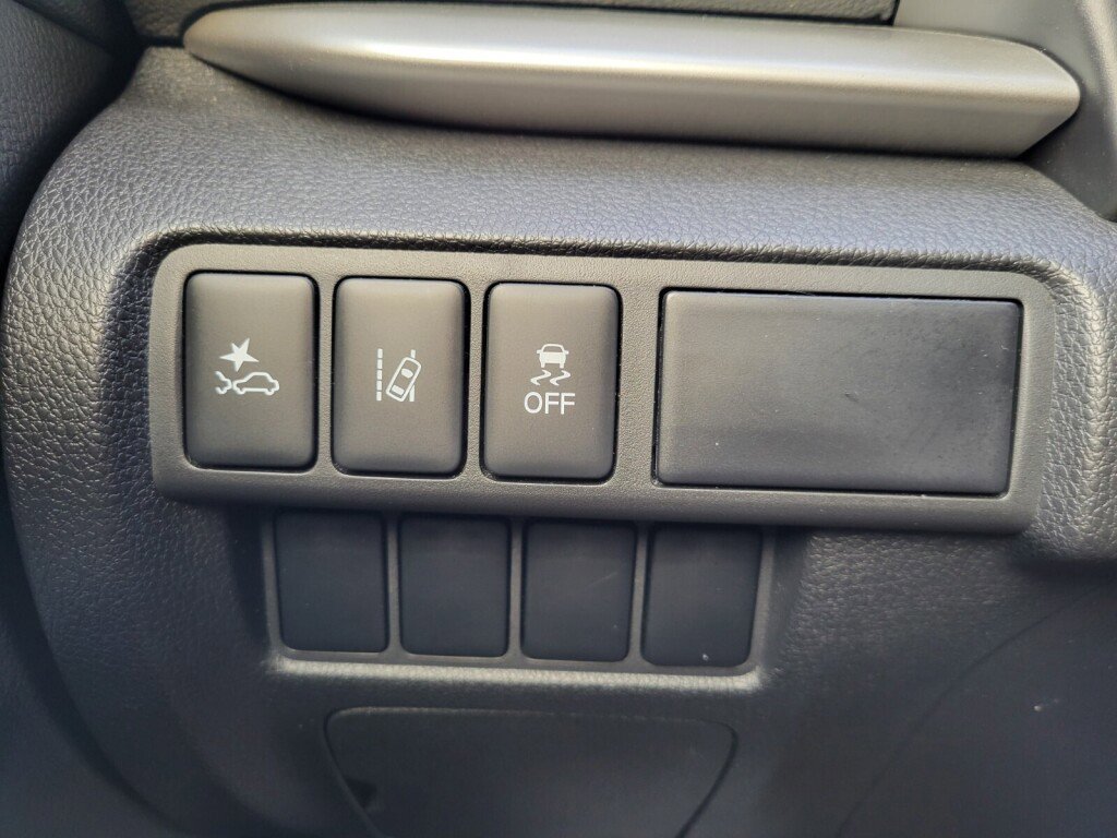 Used 2022 Mitsubishi Eclipse Cross SE image 21