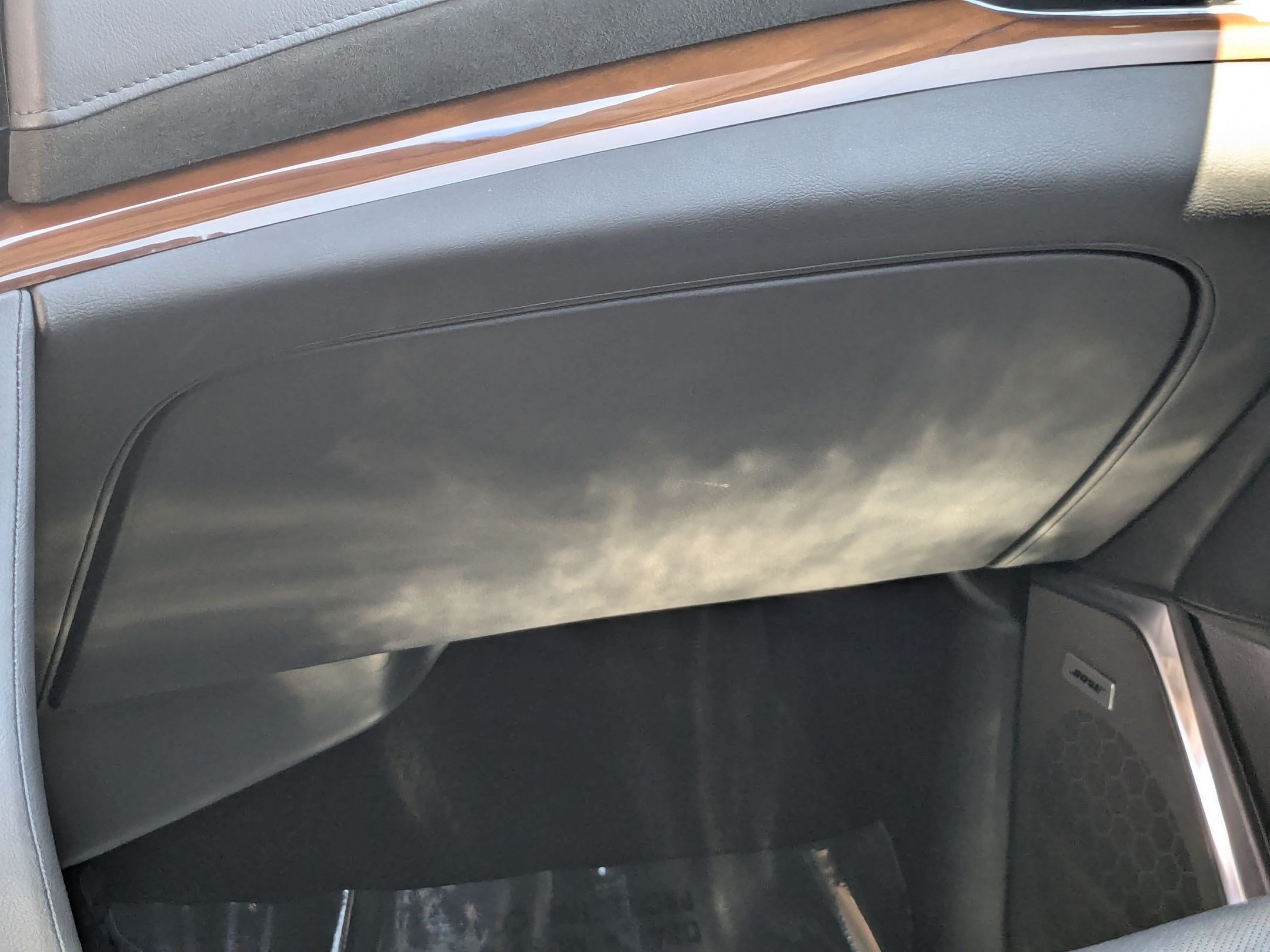 Used 2019 Cadillac Escalade Luxury AWD/4WD image 30