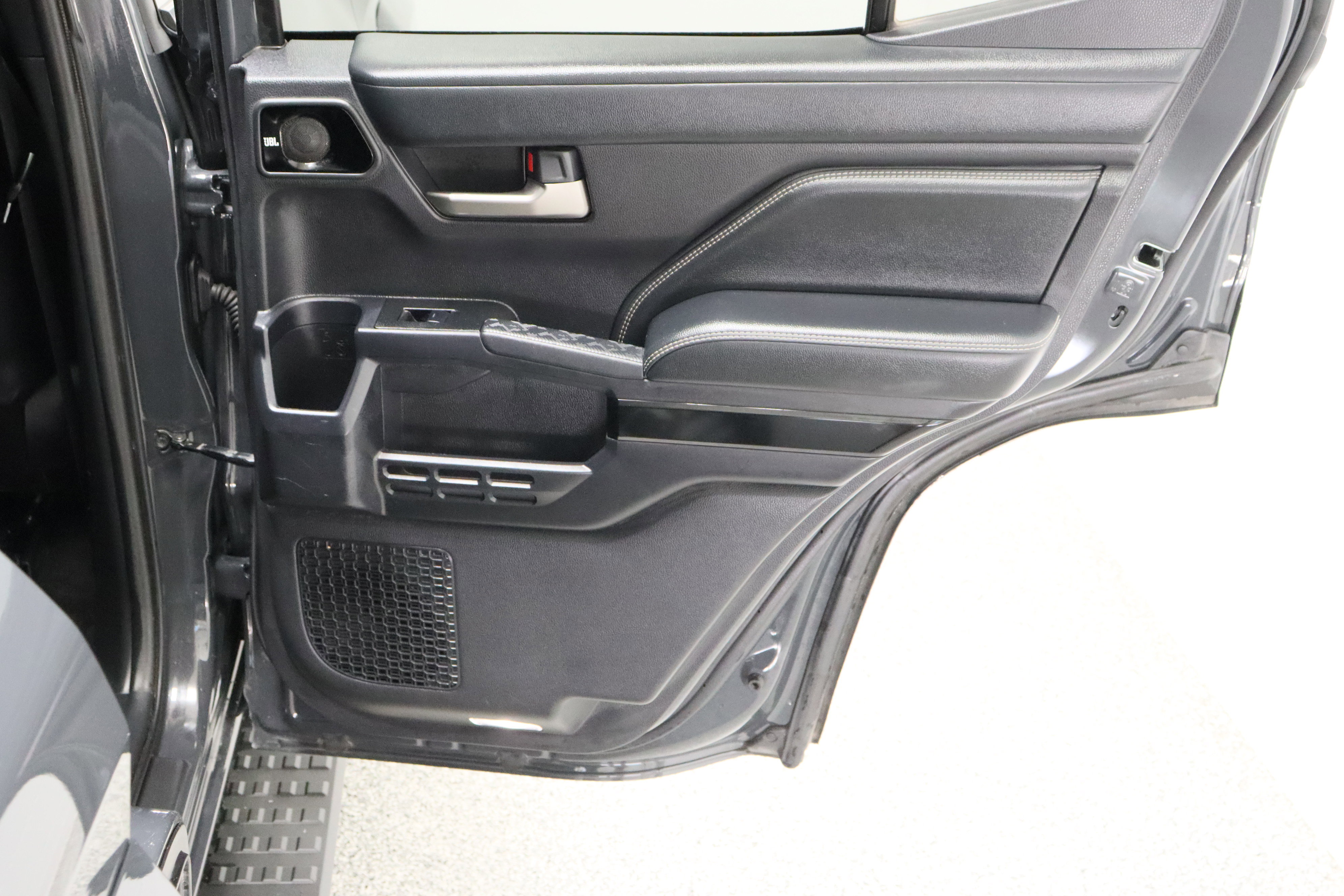 Certified 2025 Toyota 4Runner Limited image 38