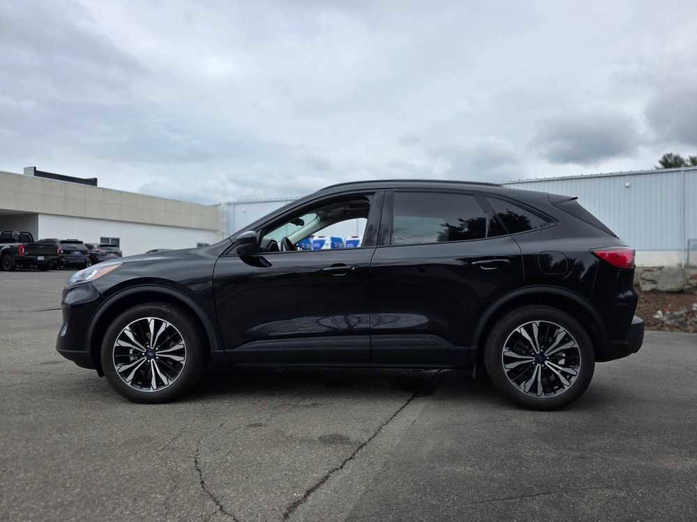 Used 2022 Ford Escape SEL w/ SEL Stealth AWD Package image 5