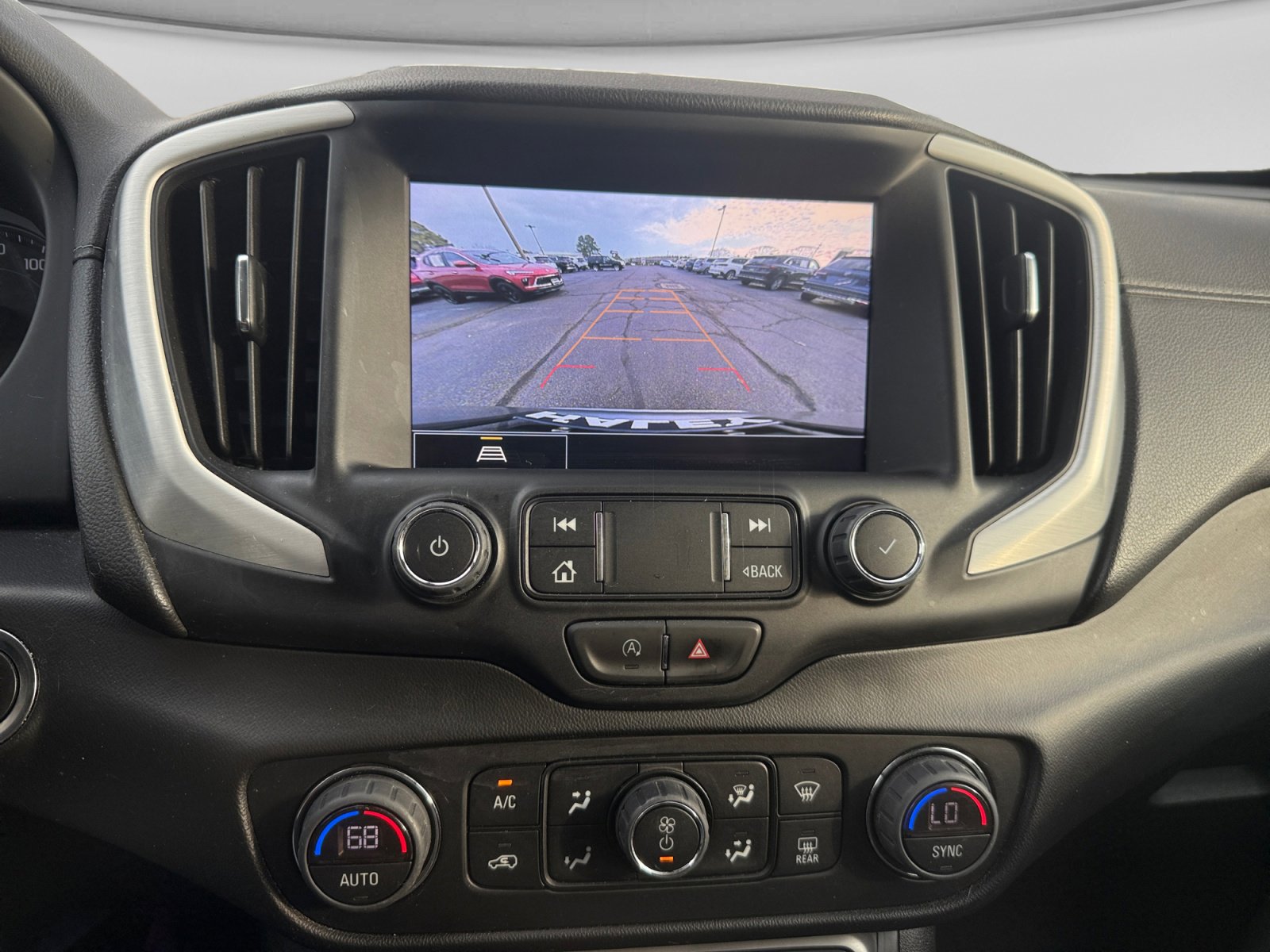 Used 2023 GMC Terrain SLT w/ LPO, Floor Liner Package image 20