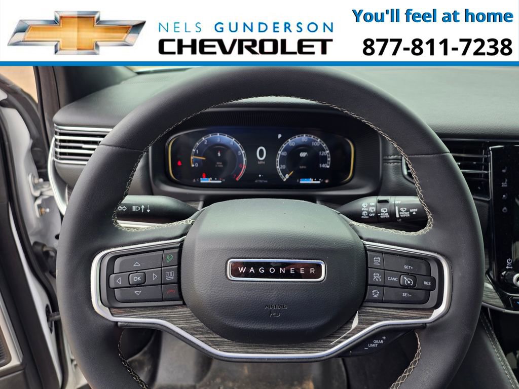 Used 2022 Jeep Wagoneer Series II AWD/4WD image 17