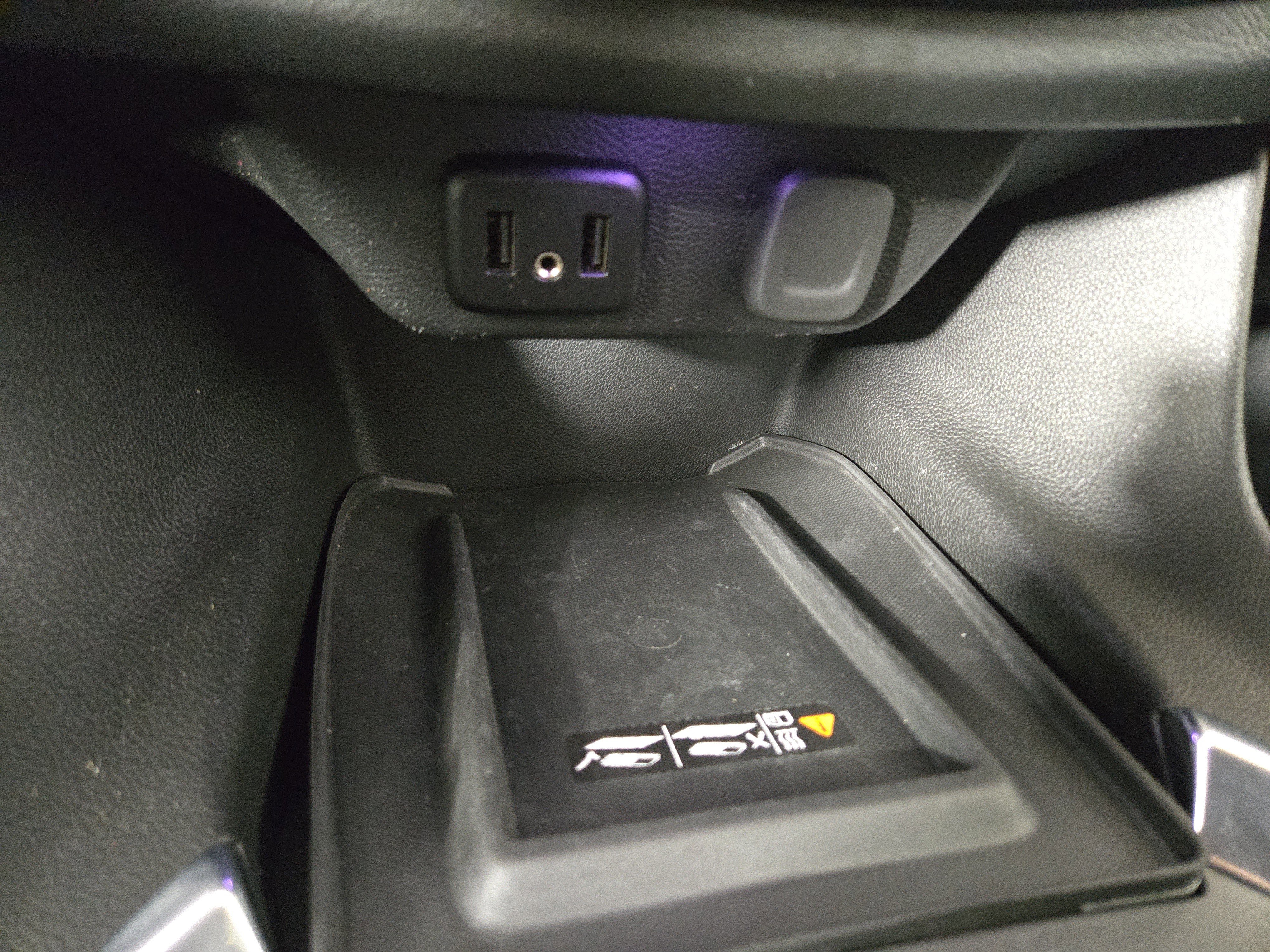 Certified 2023 Chevrolet Traverse LT w/ LPO, Floor Liner Package image 31