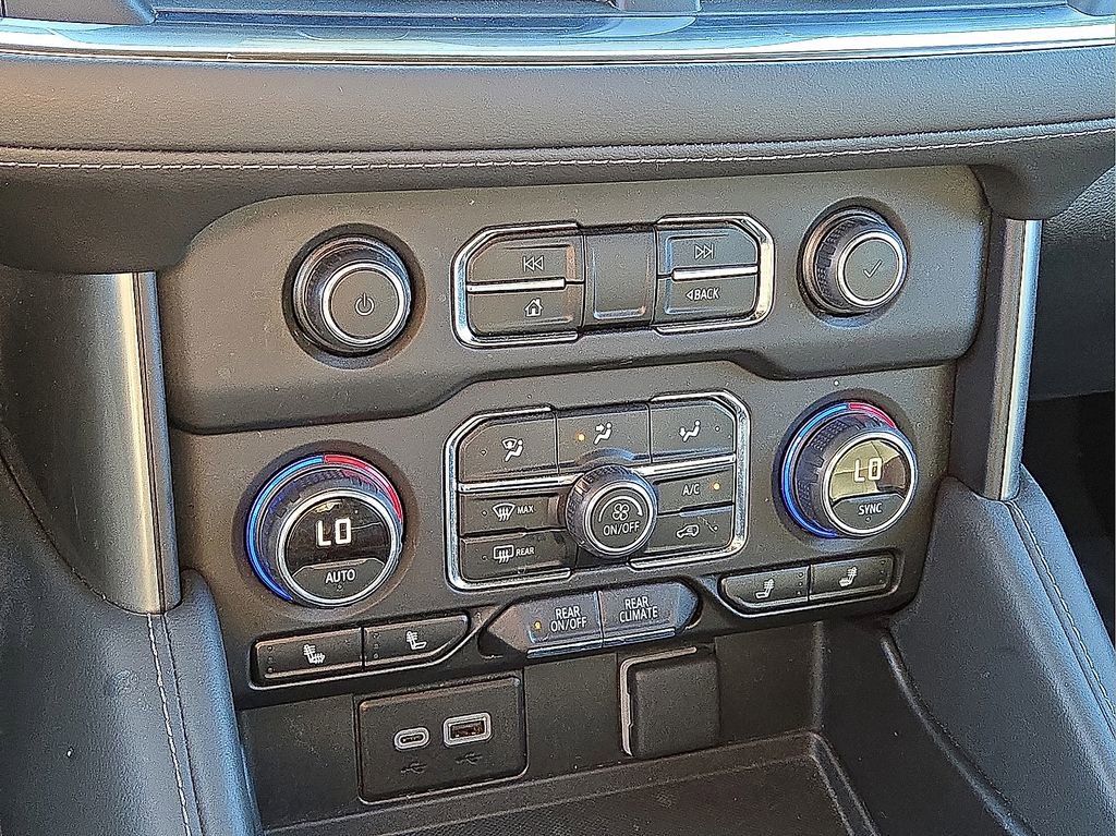 Used 2024 Chevrolet Tahoe LT image 28