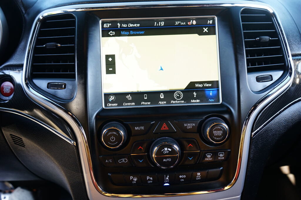 Used 2018 Jeep Grand Cherokee SRT image 23