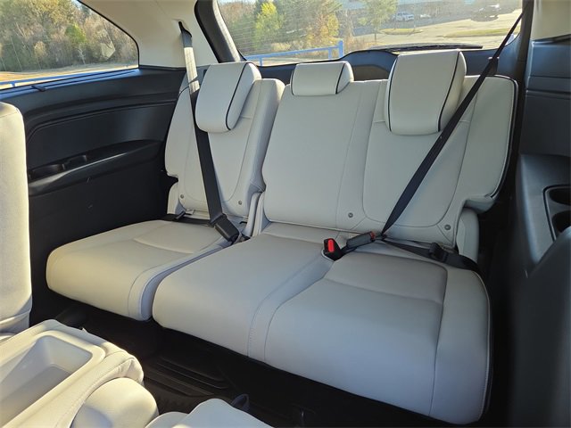 New 2026 Honda Odyssey Touring image 6