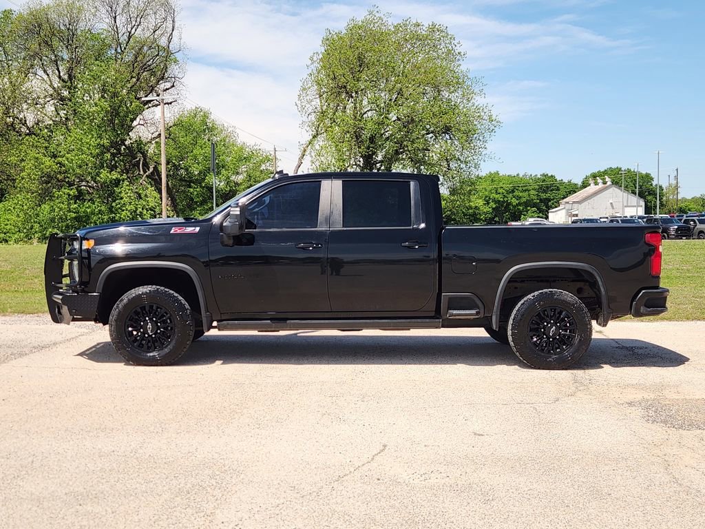 Used 2022 Chevrolet Silverado 2500 LTZ w/ LTZ Plus Package AWD/4WD image 4